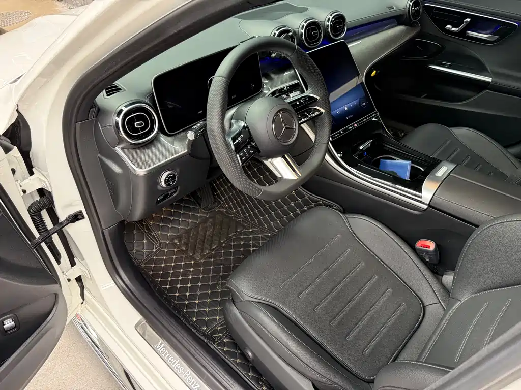 Mercedes-Benz C-Class 2023