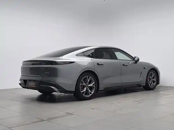 Exeed ES 2025