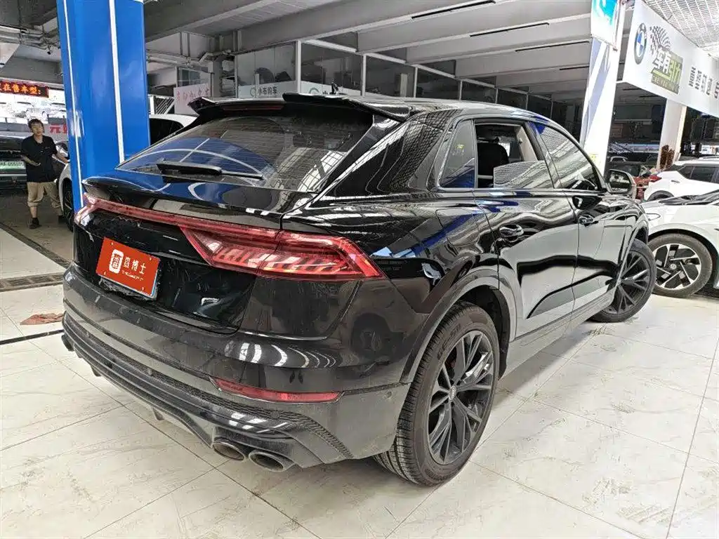 Audi Q8 2022