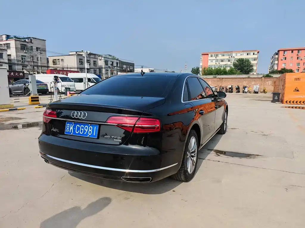 Audi A8 2016