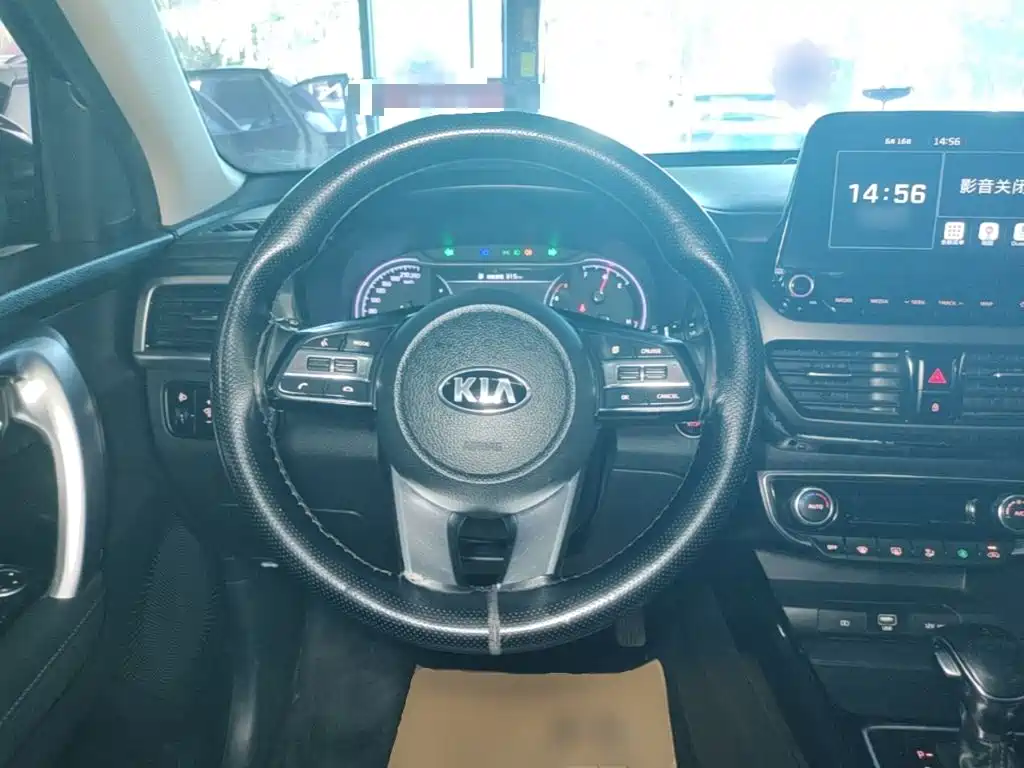 Kia Sportage 2018 — фото 11