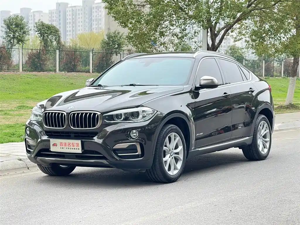 BMW X6 2018 — фото 1