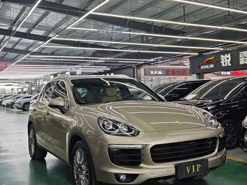 Porsche Cayenne 2015 — фото 8