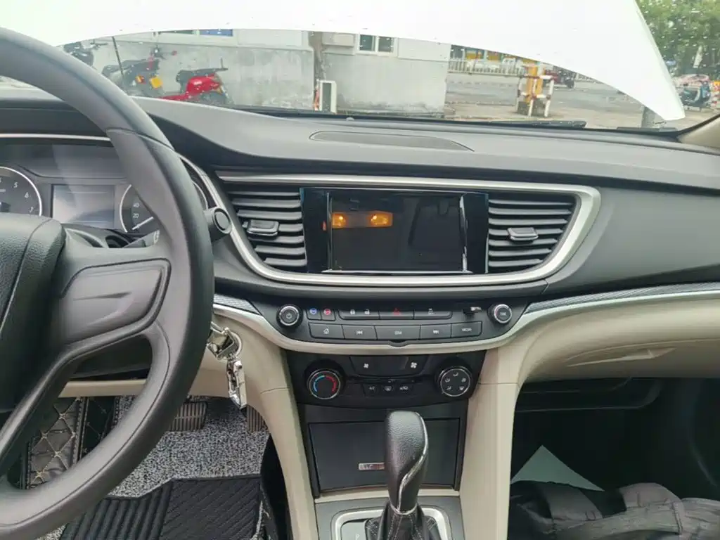 Buick Excelle 2020 — фото 13
