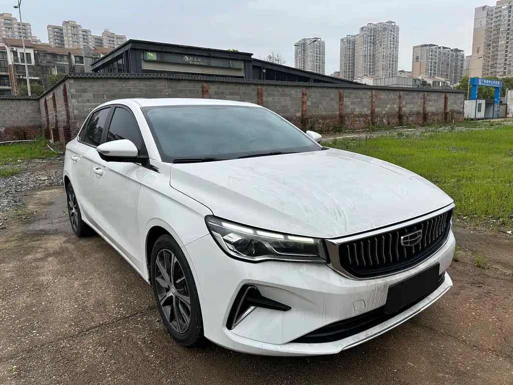 Geely Emgrand 2023 — фото 1
