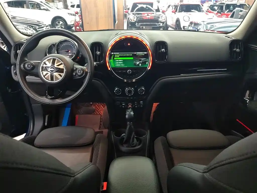 MINI Countryman 2018 — фото 10
