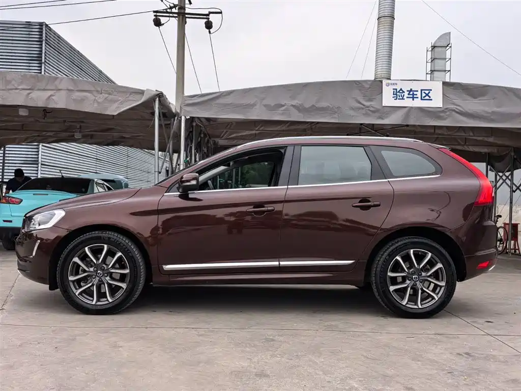 Volvo XC60 2015 — фото 4