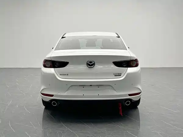 Mazda 3 Axela 2024