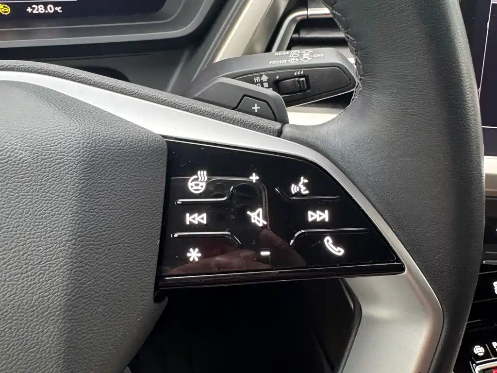 Audi Q5 e-tron 2023 — фото 29