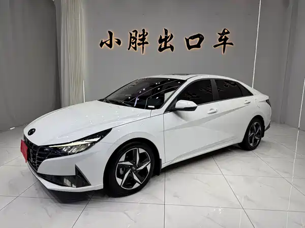 Hyundai Elantra 2023