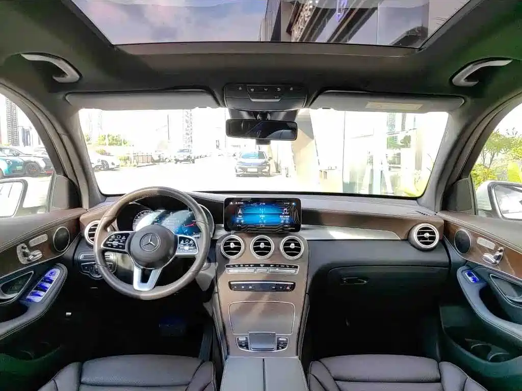 Mercedes-Benz GLC 2019 — фото 4