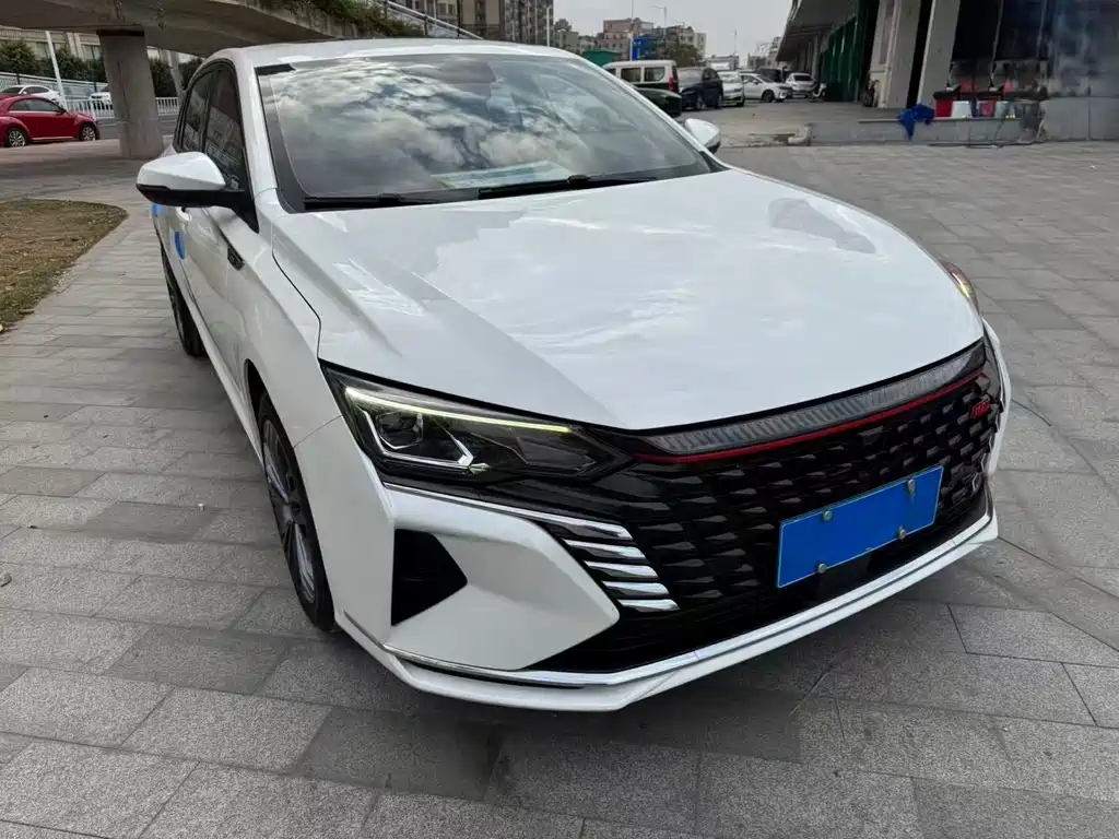 Dongfeng Yixuan MAX 2021 — фото 3