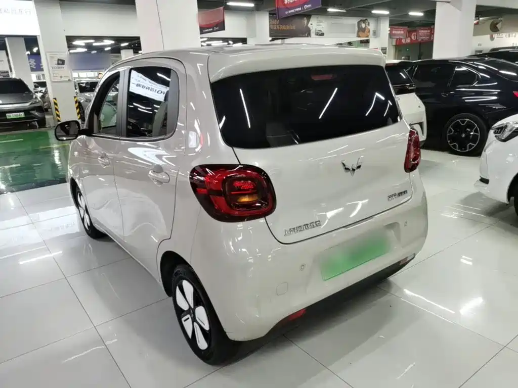 Wuling Hongguang MINIEV 2025