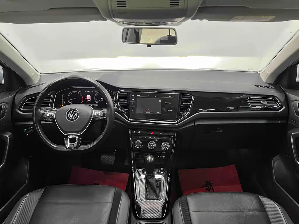 Volkswagen T-Roc 2022 — фото 16