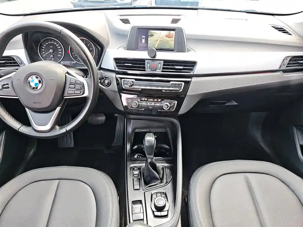 BMW X1 2018 — фото 17