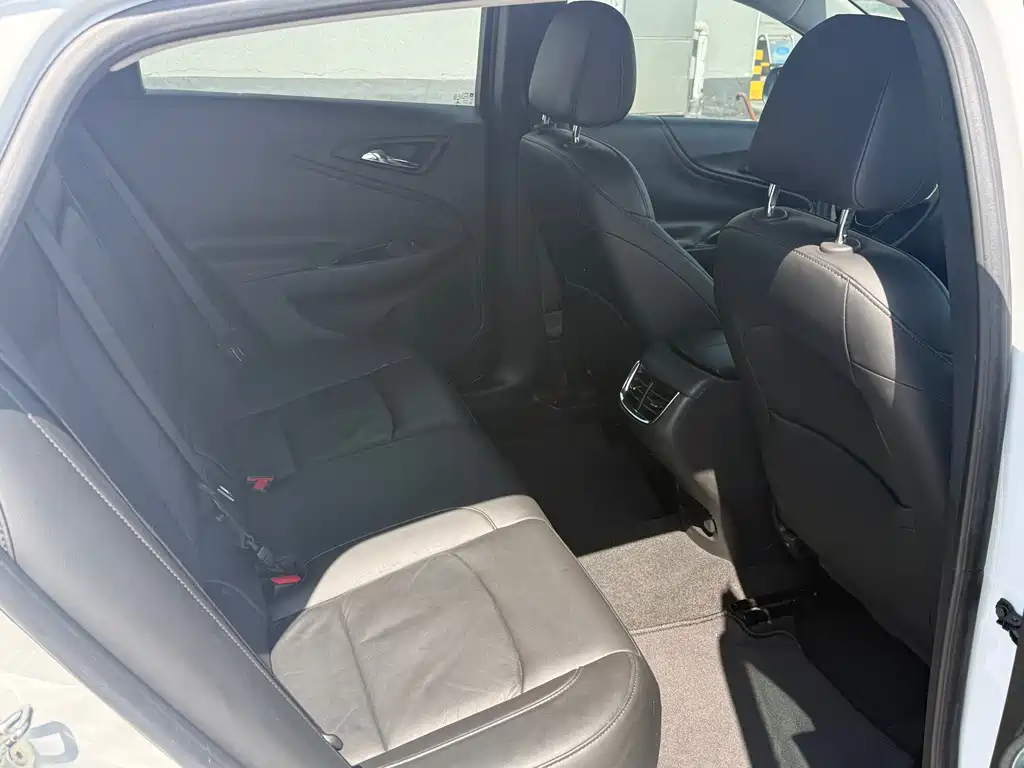 Chevrolet Malibu XL 2016 — фото 10