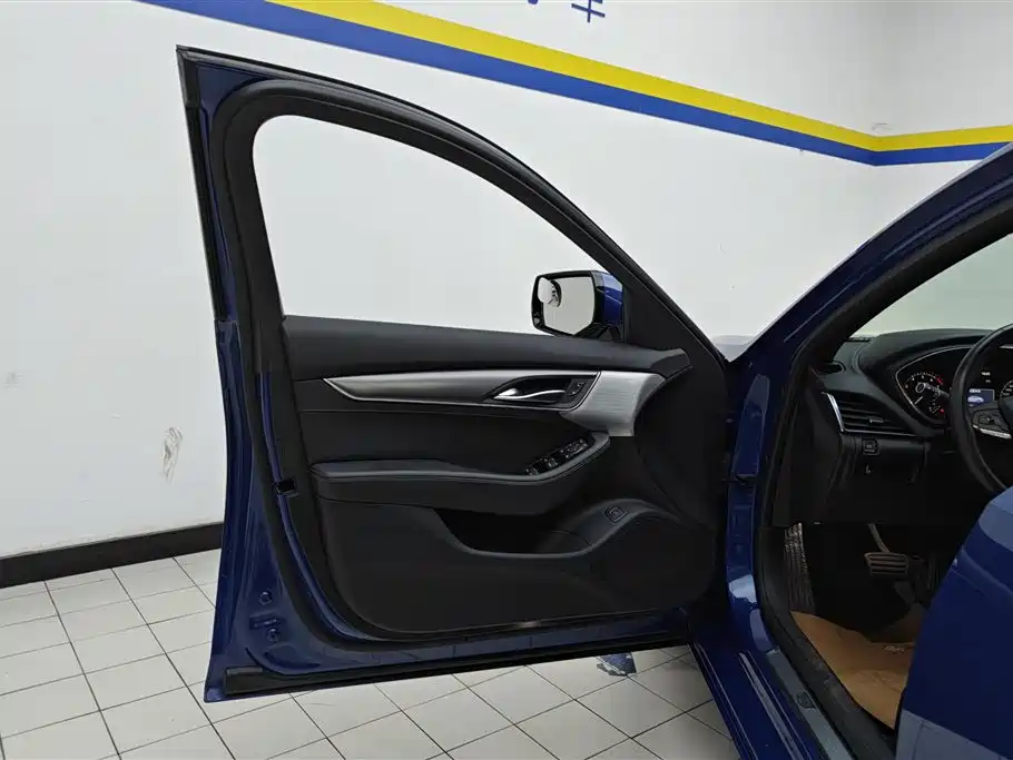 Cadillac CT5 2020 — фото 7