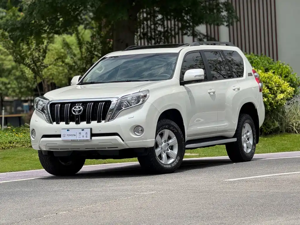 Toyota Prado 2017 — фото 1