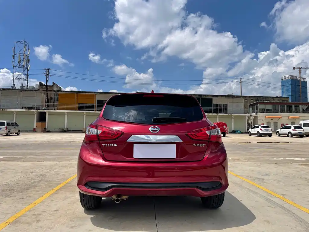 Nissan Tiida 2024