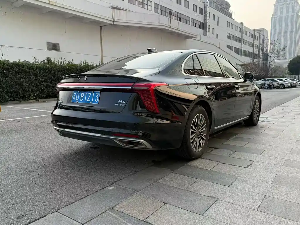 Hongqi H5 2024 — фото 4
