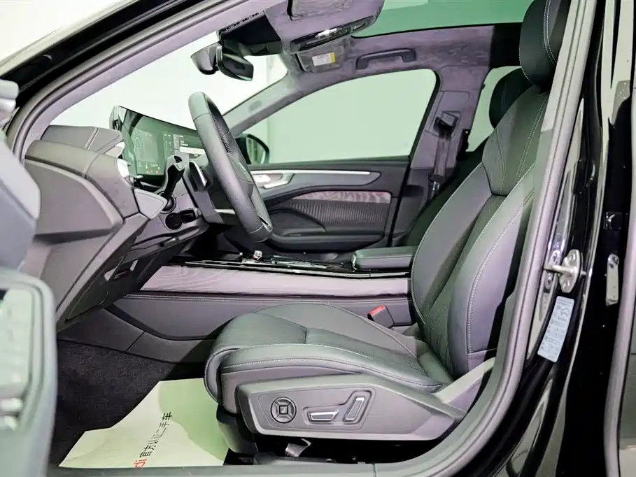 Audi A6L 2026 — фото 11