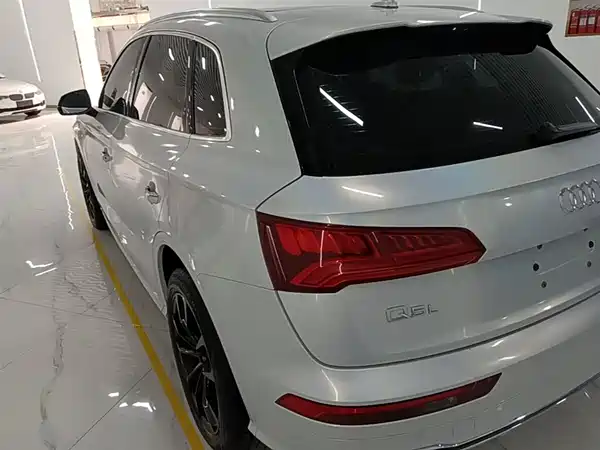 Audi Q5L 2018