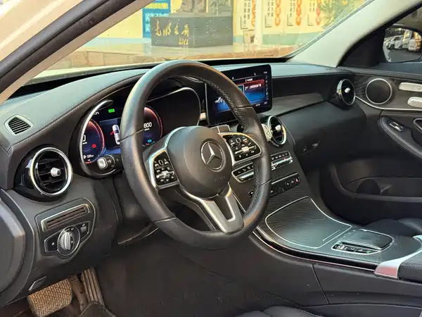 Mercedes-Benz C-Class 2019