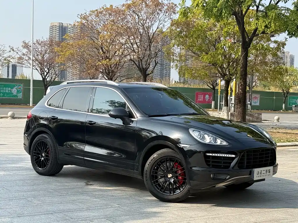 Porsche Cayenne 2014 — фото 3