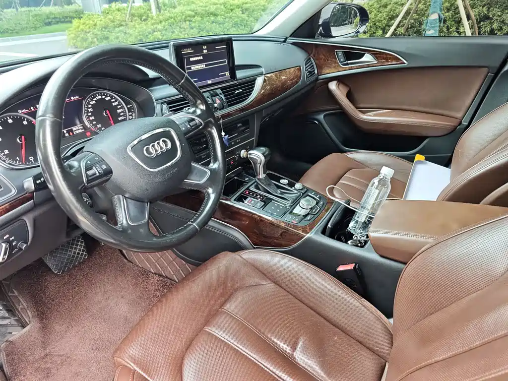 Audi A6L 2014 — фото 10