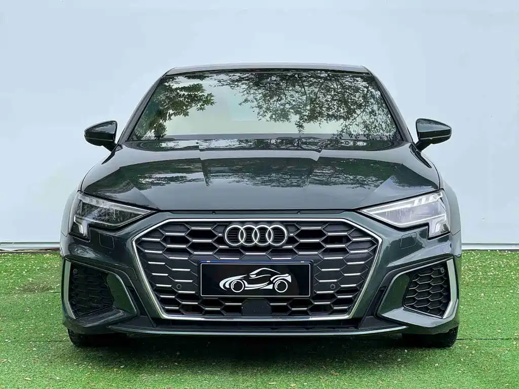 Audi A3 2022 — фото 2