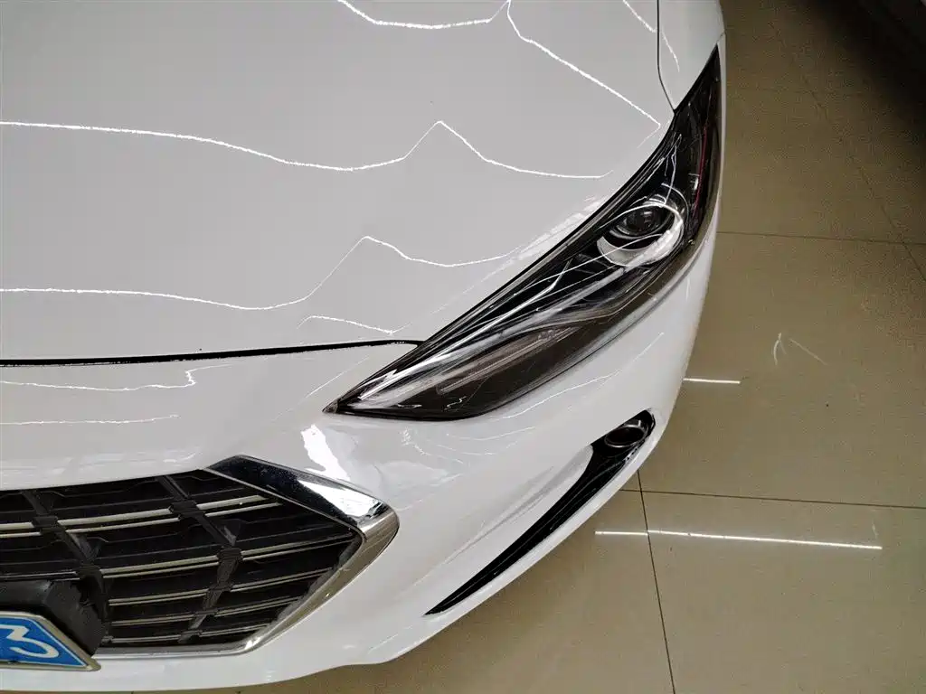 Hyundai Elantra 2019 — фото 23
