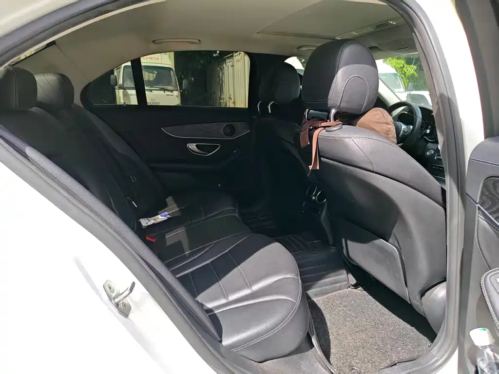 Mercedes-Benz C-Class 2019