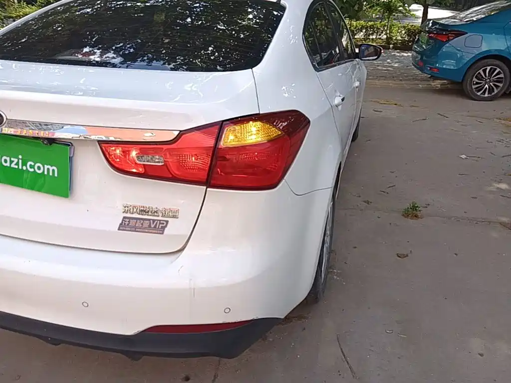 Kia K3 2016 — фото 8