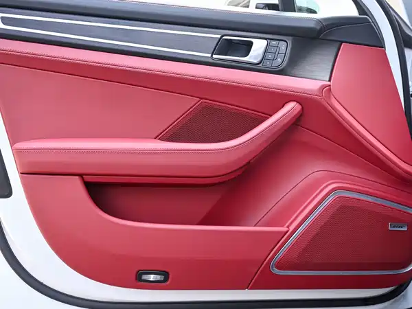 Porsche Panamera 2024