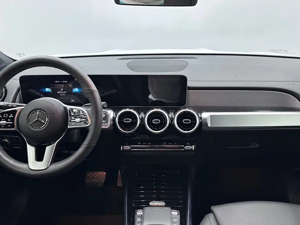 Mercedes-Benz GLB 2020 — фото 11
