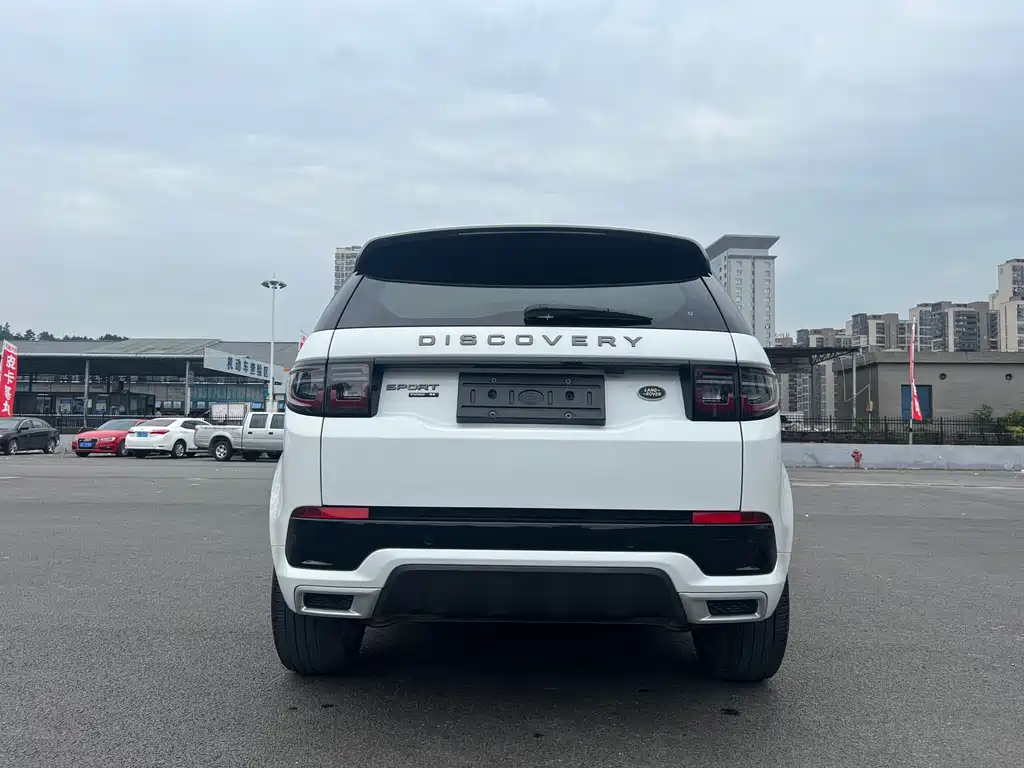 Land Rover Discovery Sport 2021 — фото 8