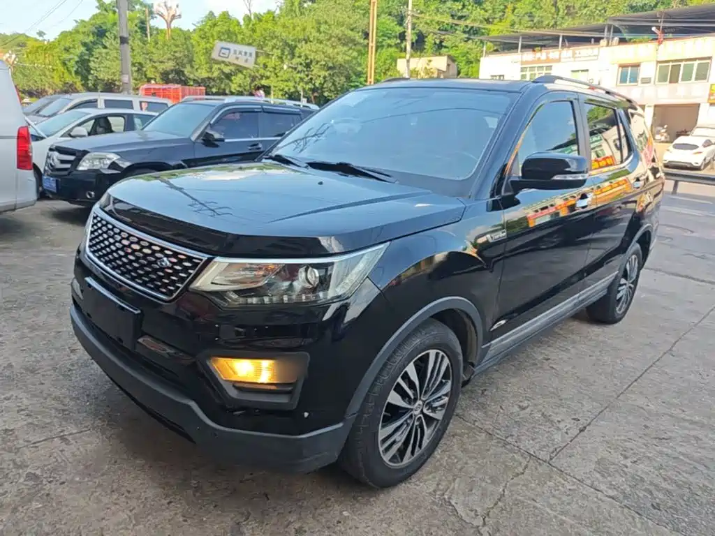 Oshan Oushang CX70 2017