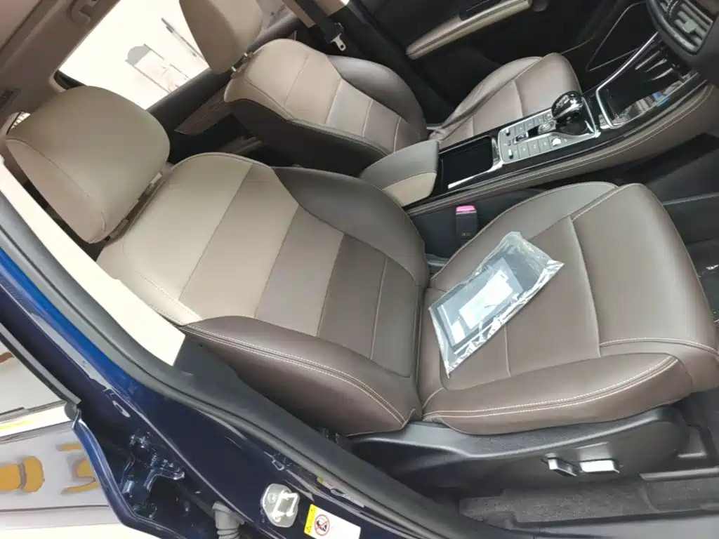 BYD Song MAX New Energy 2022 — фото 25