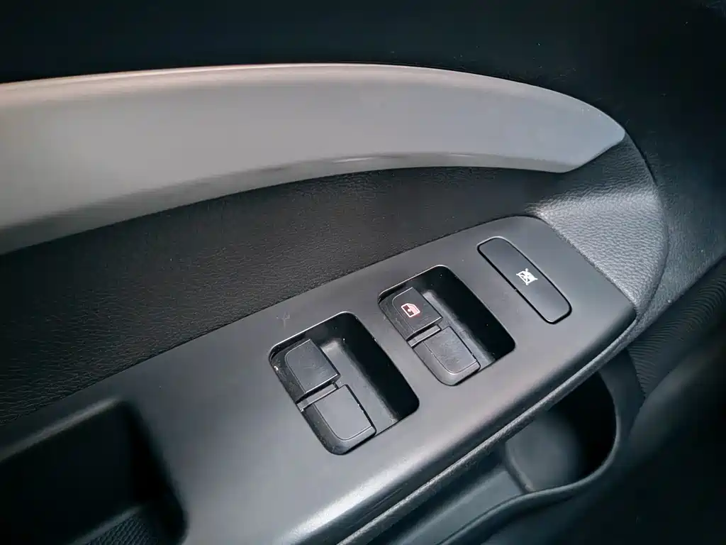 Kia KX1 2019 — фото 17