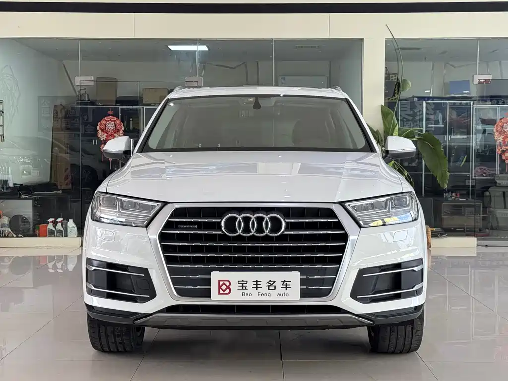 Audi Q7 2019 — фото 2