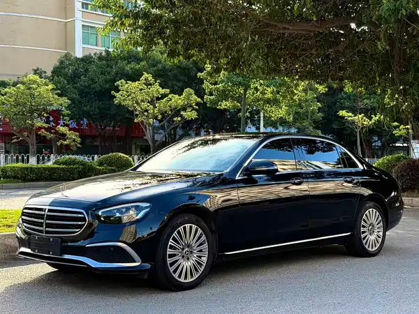 Mercedes-Benz E-Class 2021