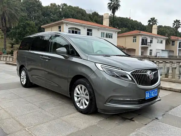 Buick GL8 2017