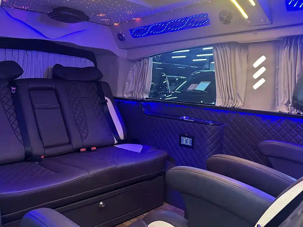 Mercedes-Benz Vito 2019 — фото 18