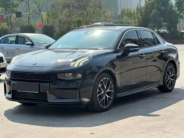 Lynk & Co 03 2019