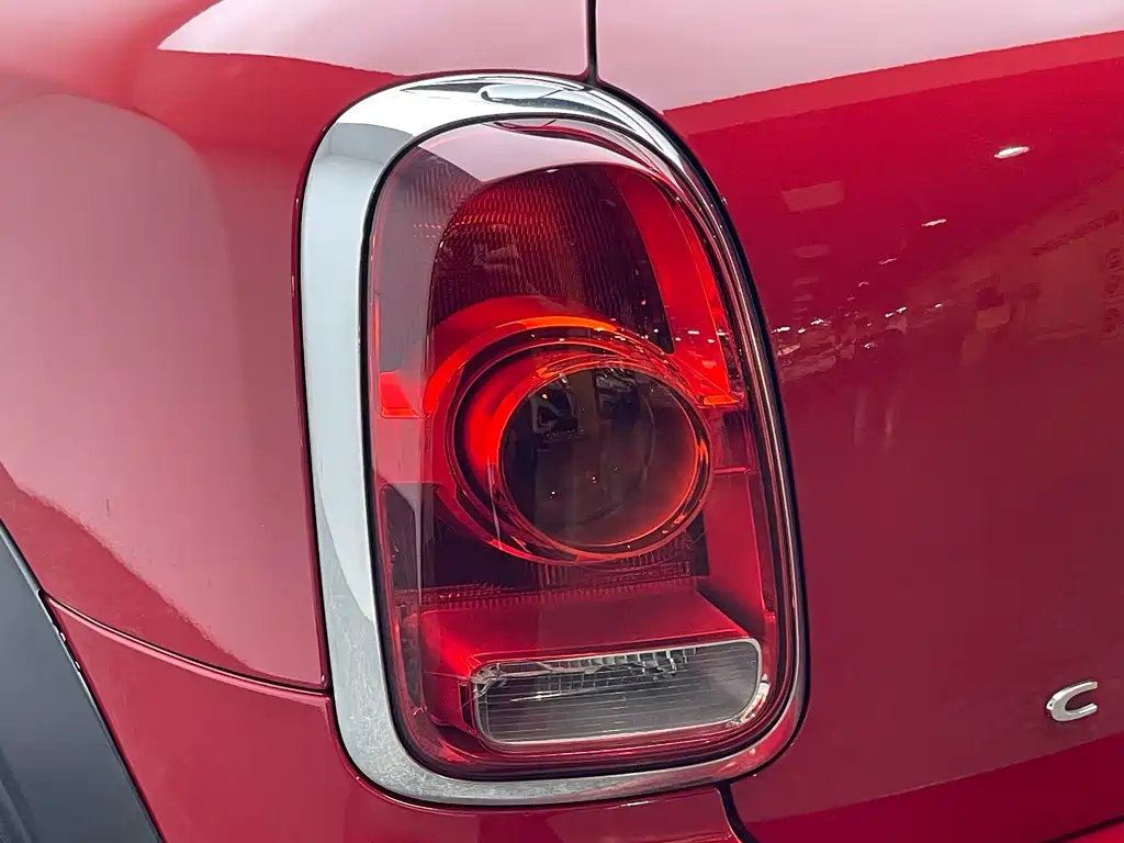 MINI Countryman 2019 — фото 9