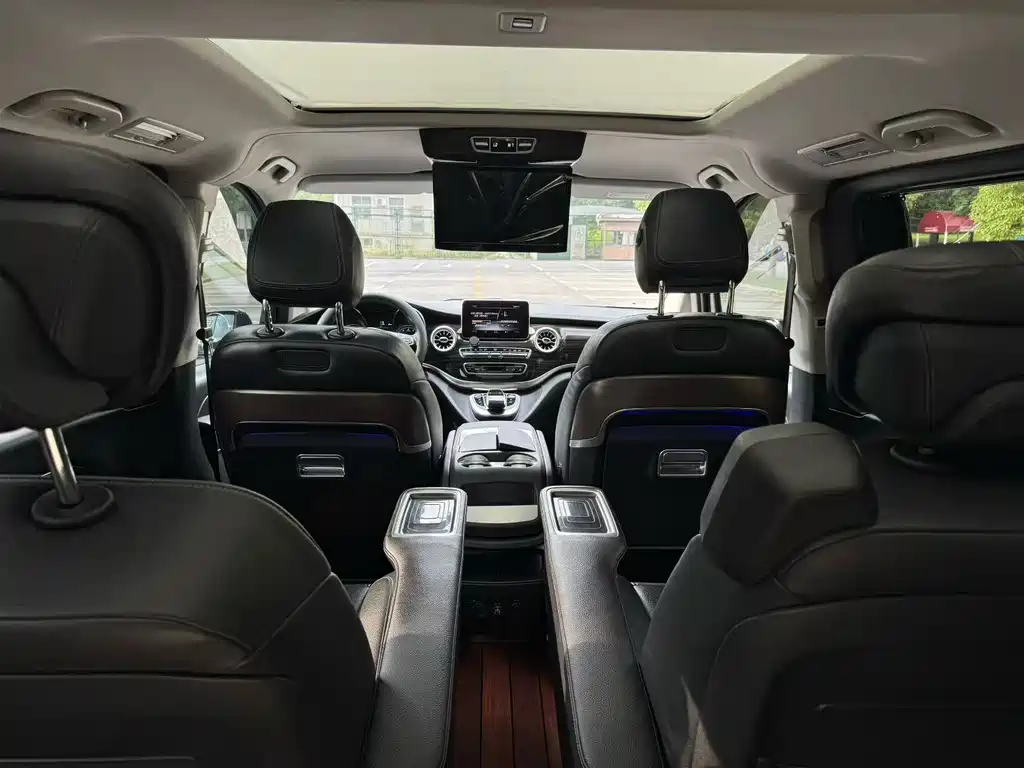 Mercedes-Benz V-Class 2018 — фото 4