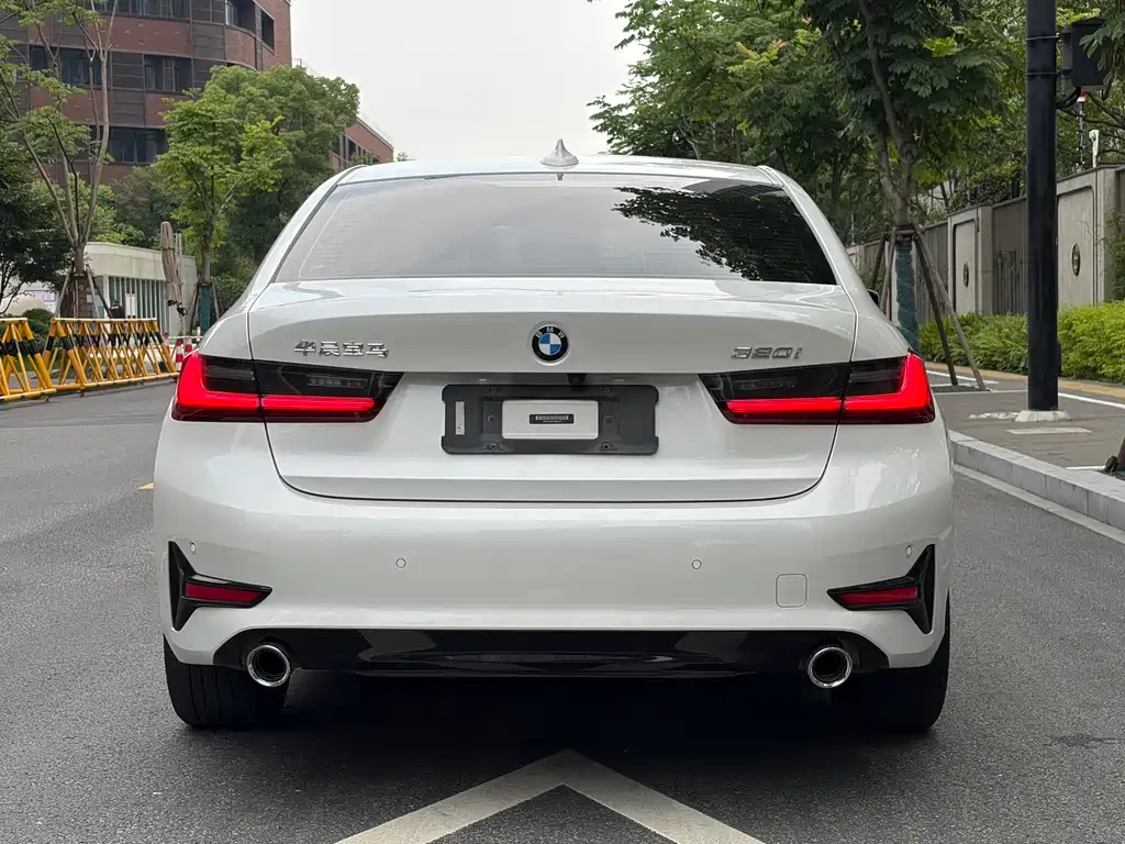 BMW 3 Series 2020 — фото 16