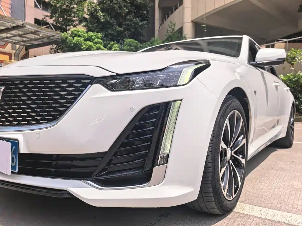 Cadillac CT5 2022 — фото 4