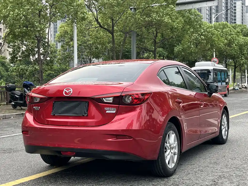 Mazda 3 Axela 2014 — фото 9