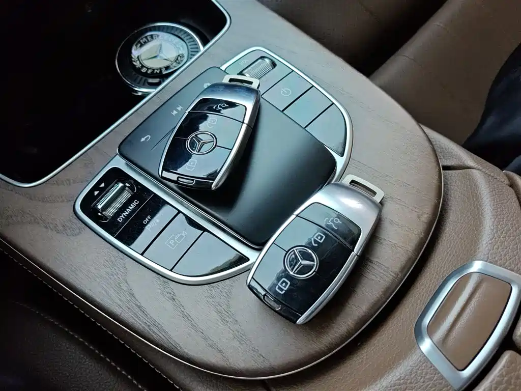Mercedes-Benz E-Class New Energy 2022 — фото 9